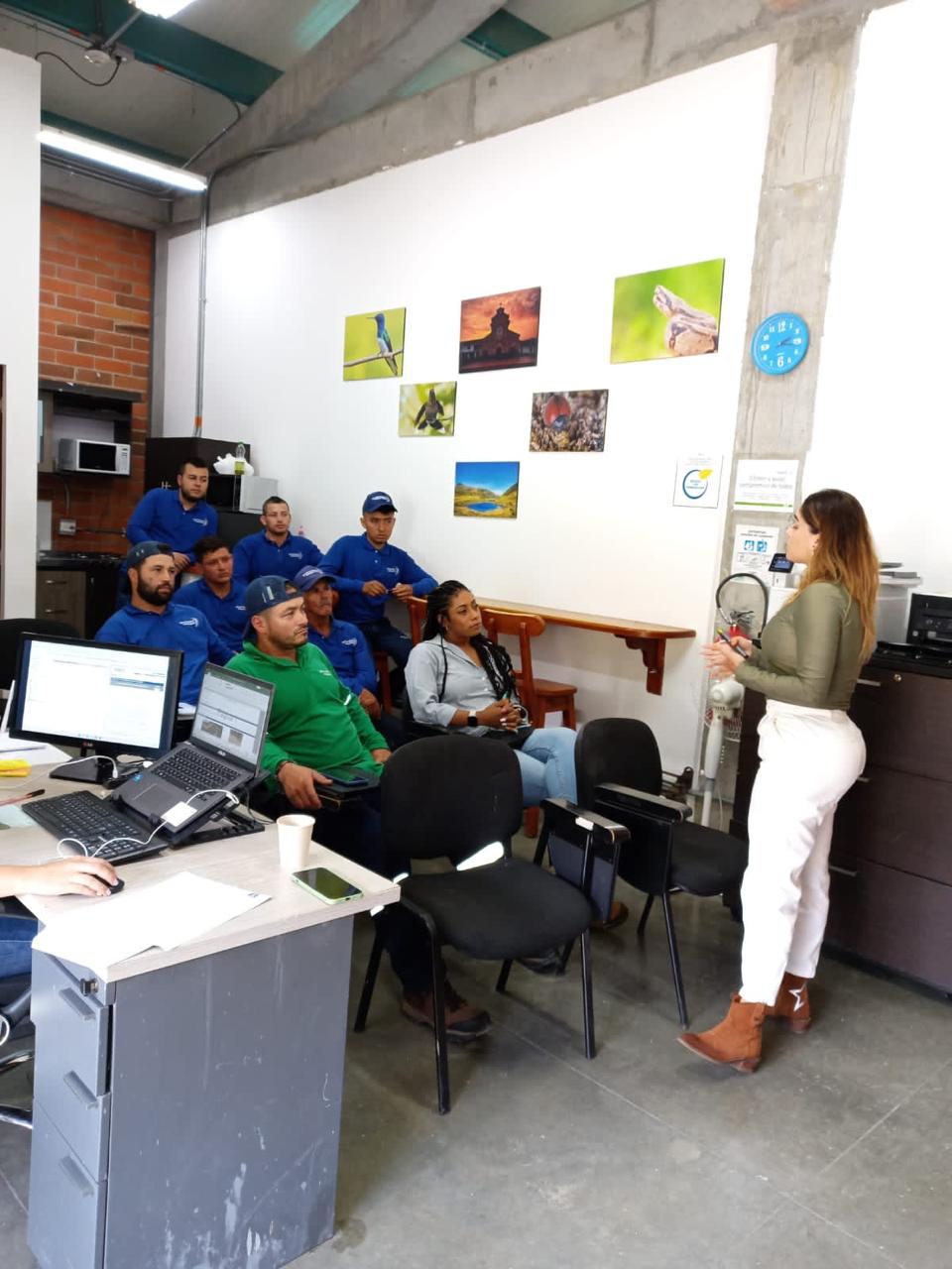 Acompañamiento en entornos operativos.
